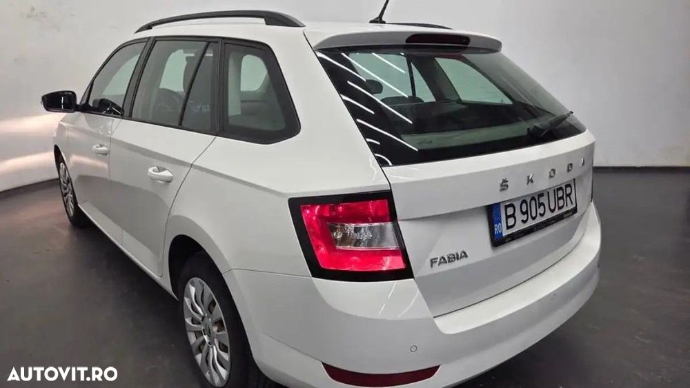 Skoda Fabia 1.0 TSI Ambition - 12