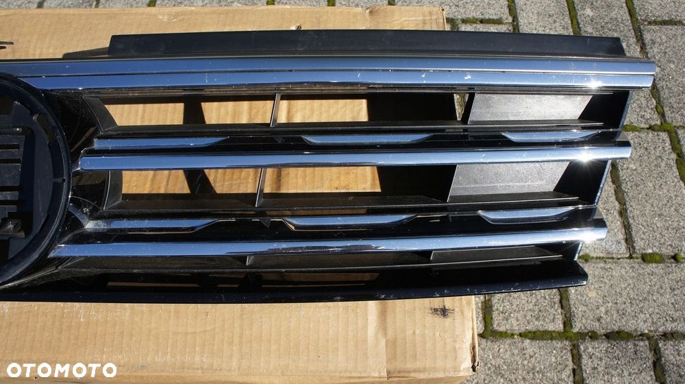 ATRAPA PRZEDNIA GRILL VW TIGUAN II 5NA - 4