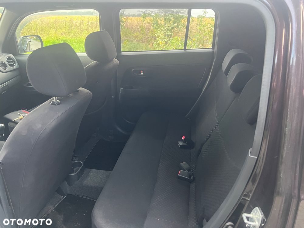Daihatsu Materia - 17