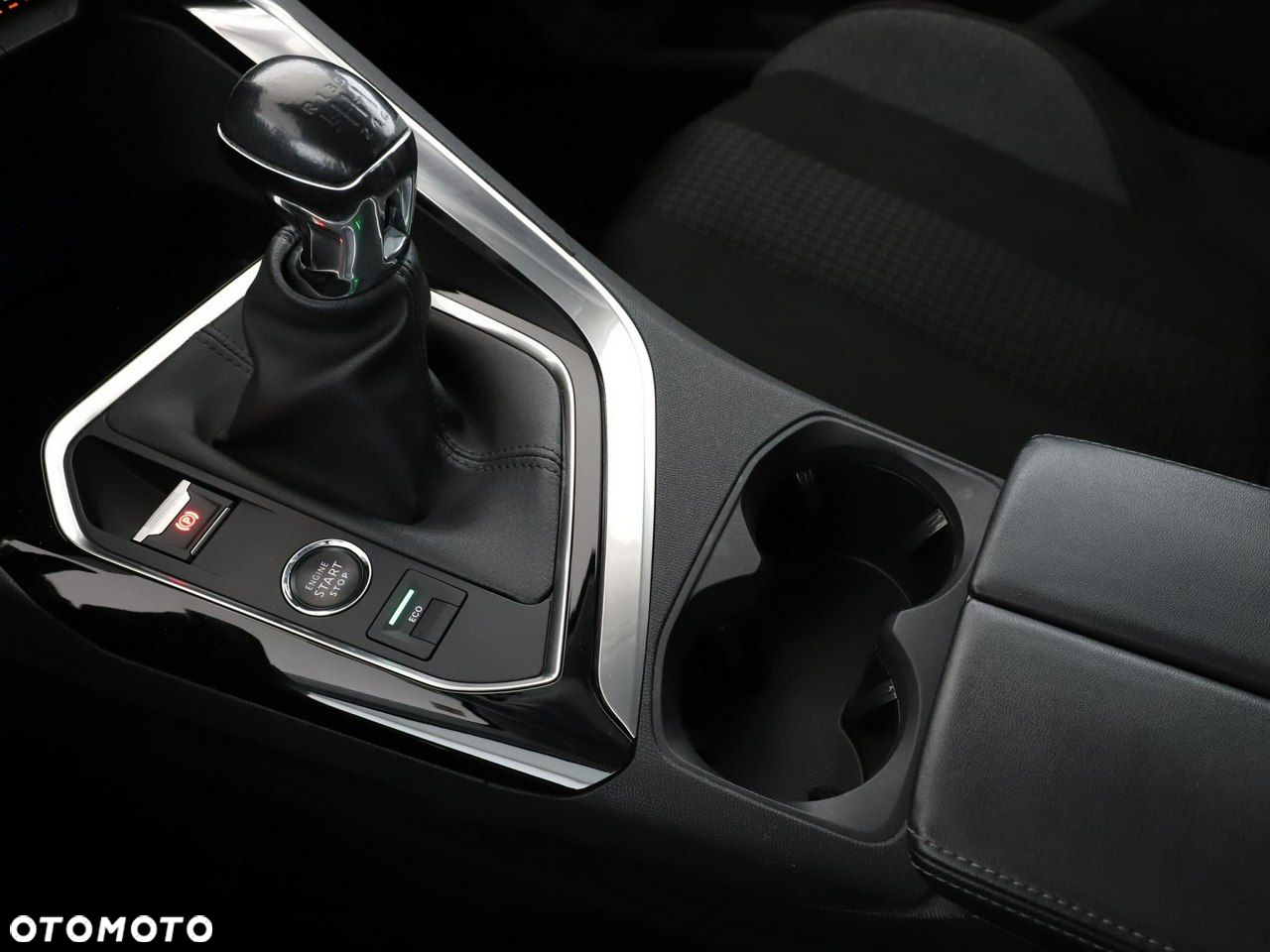 Peugeot 3008 PureTech 130 Stop & Start GPF Active Pack - 30