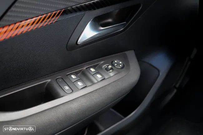 Peugeot 208 1.2 PureTech Active Pack - 17