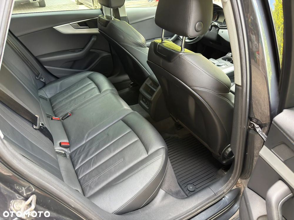 Audi A4 Avant 2.0 TDI ultra S tronic - 19