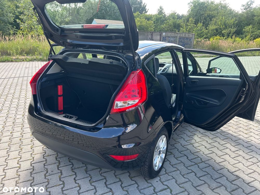 Ford Fiesta 1.25 Champions Edition - 20