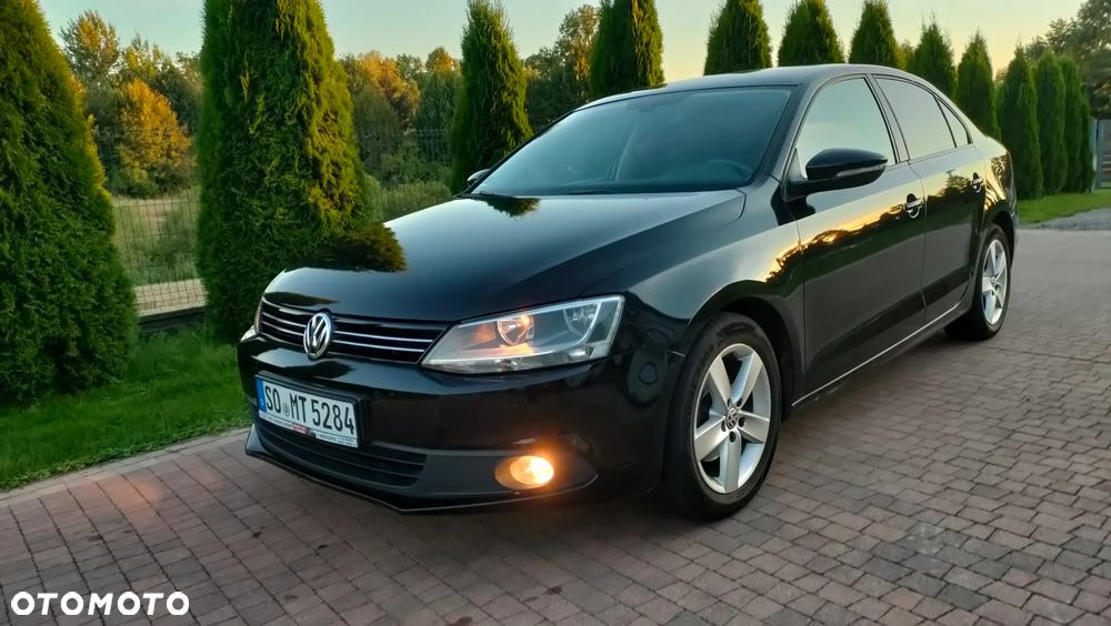 Volkswagen Jetta 1.2 TSI Life - 16
