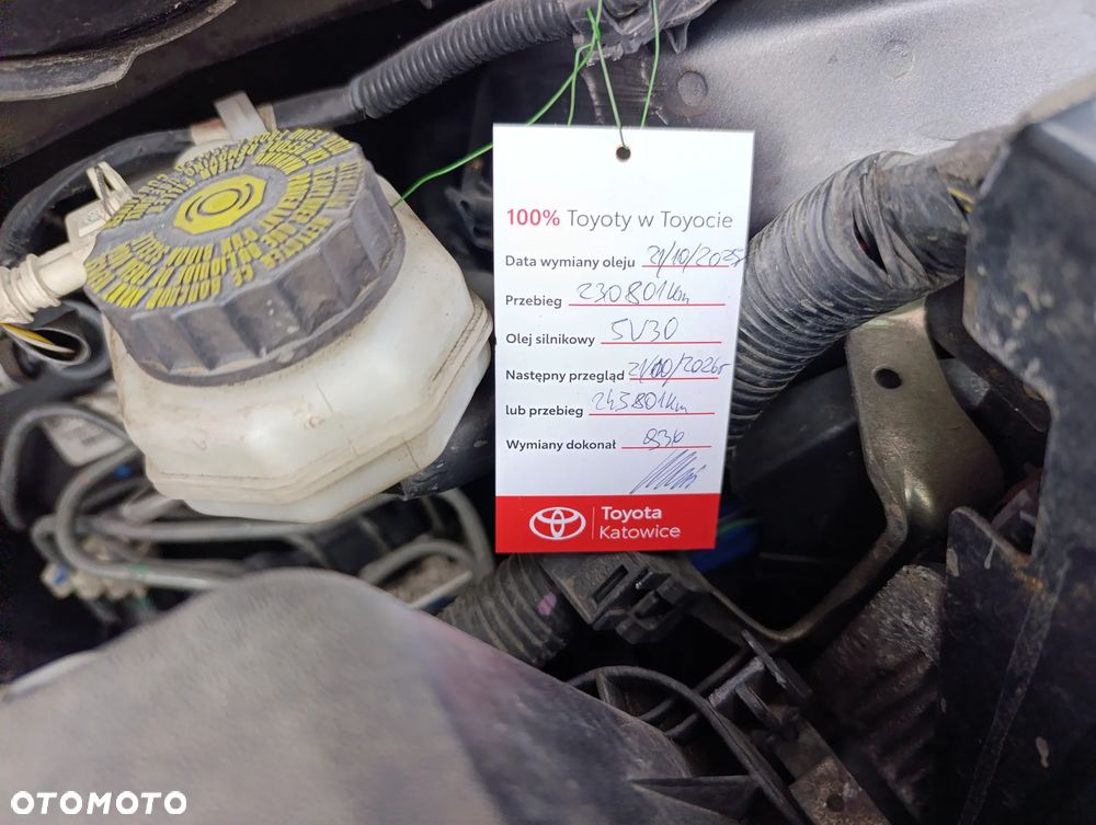 Toyota Corolla 1.6 Premium + - 16