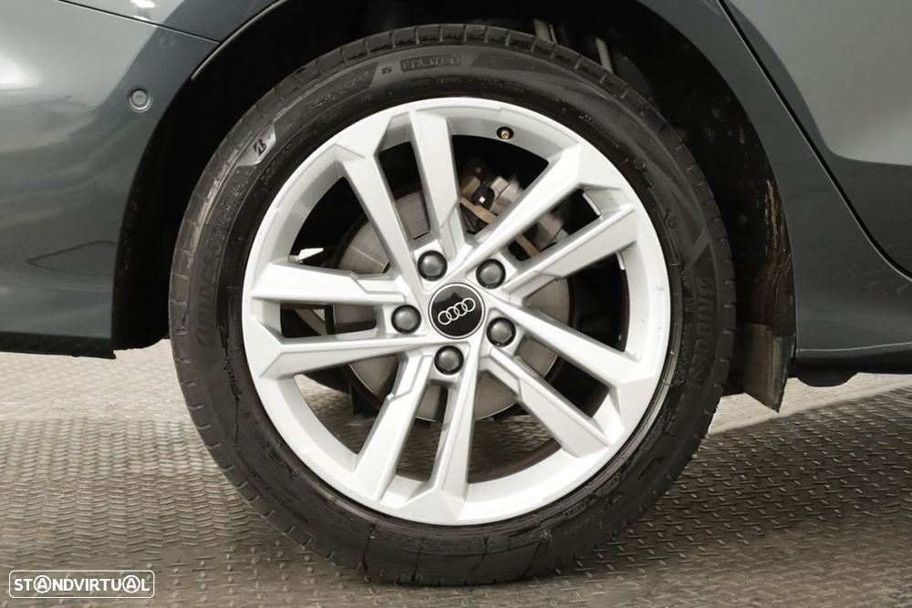 Audi A3 Limousine 30 TFSI Advanced - 5