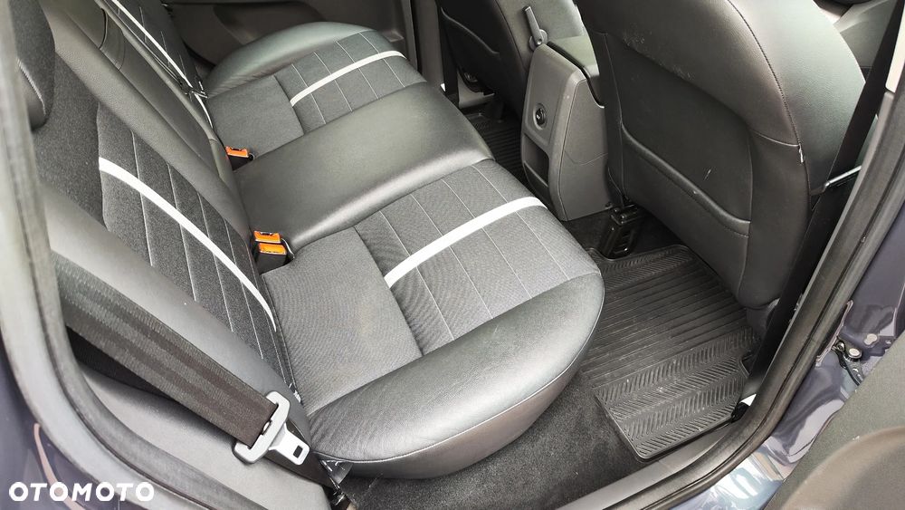 Ford Kuga 2.0 TDCi Titanium - 27