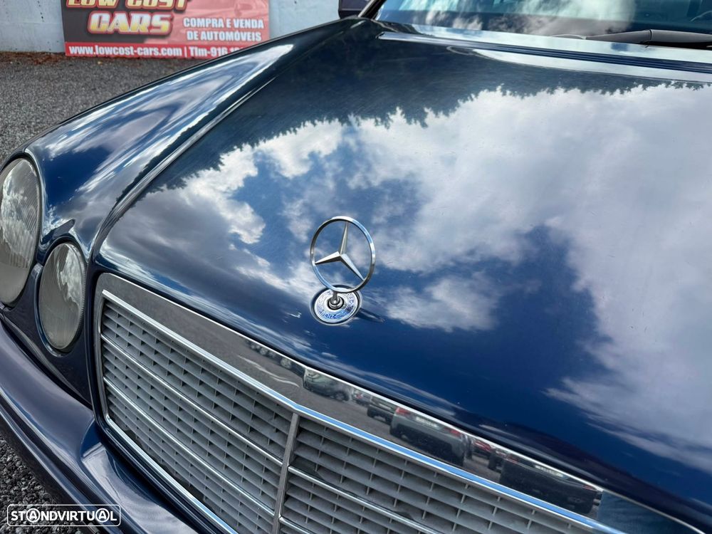 Mercedes-Benz E 220 D Classic - 16