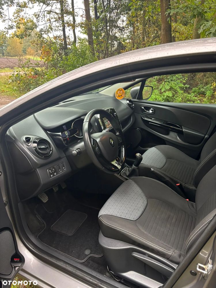 Renault Clio (Energy) dCi 90 Bose Edition - 11