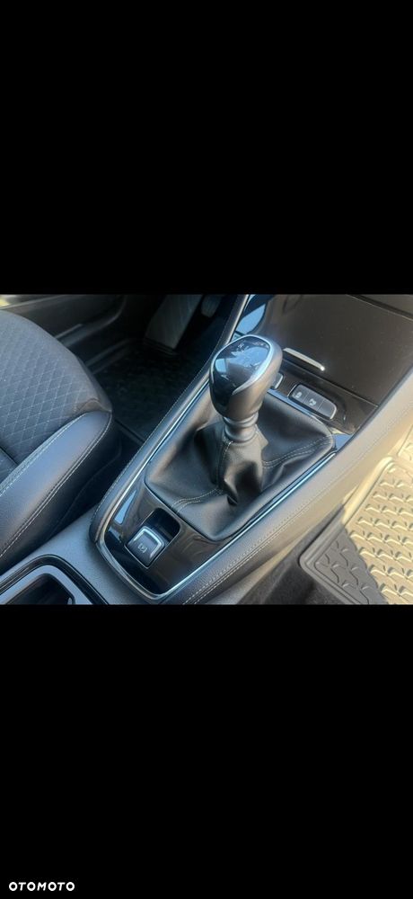 Opel Grandland X 1.2 T GPF Design&Tech S&S - 17