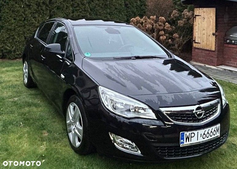 Opel Astra 1.4 Turbo Color Edition - 9