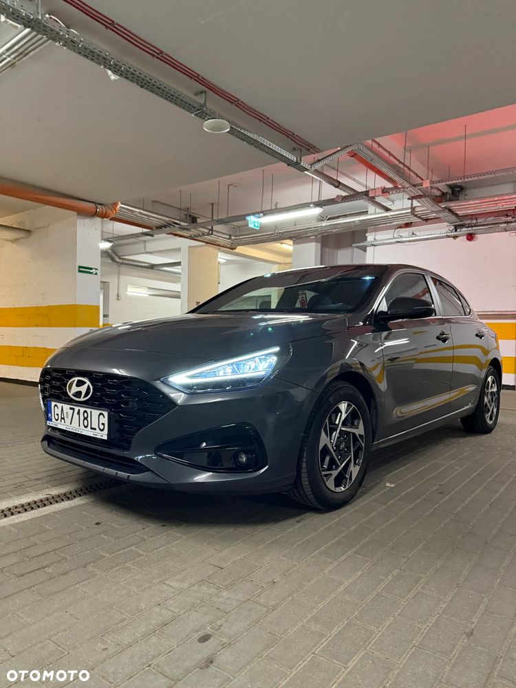 Hyundai i30 1.5 T-GDI 48V Smart - 1