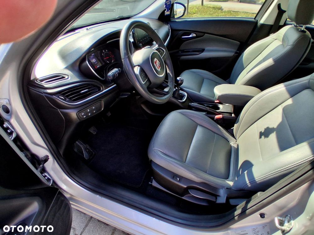 Fiat Tipo 1.6 MultiJet Mirror - 21