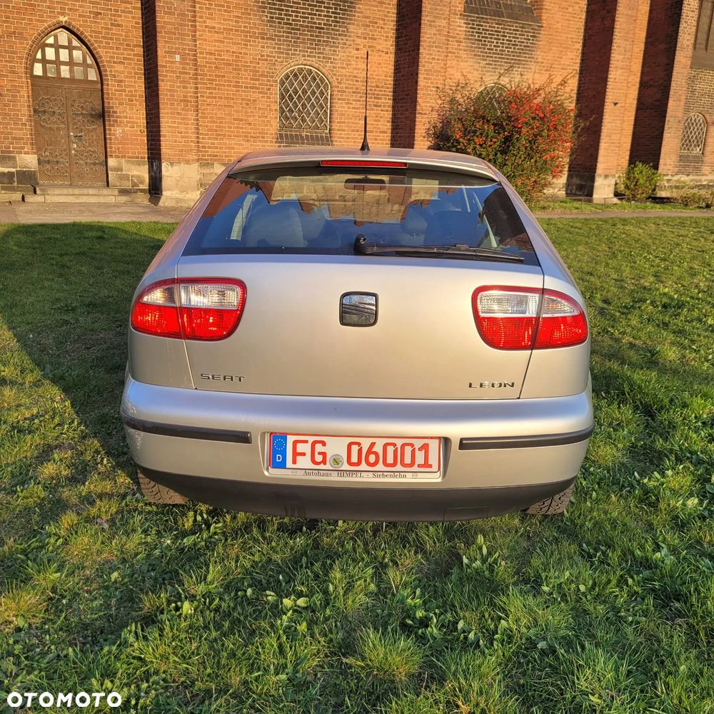 Seat Leon 1.6 Signo - 11