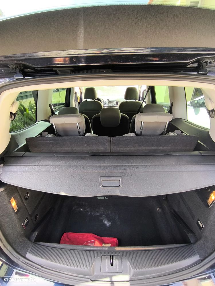 SEAT Alhambra 2.0 TDi Reference DSG Eco. - 12