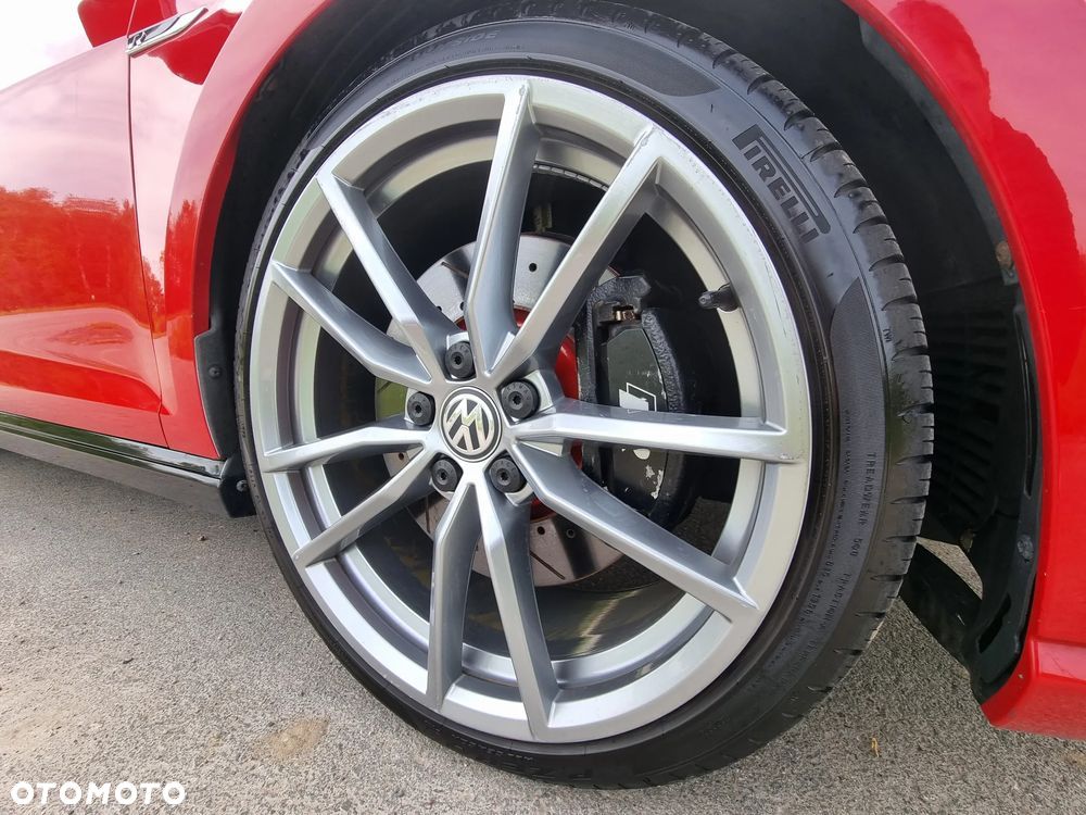 Volkswagen Golf R 4Motion (BlueMotion Technology) - 11