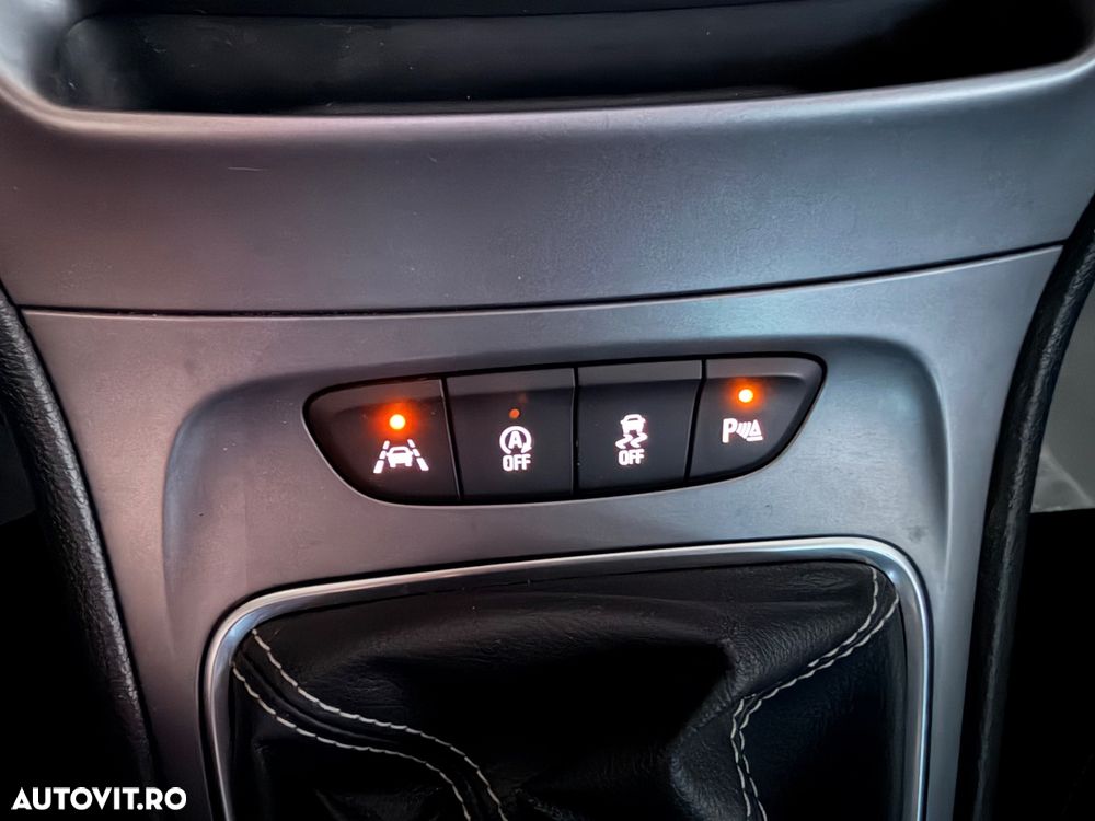 Opel Astra 1.4 Turbo Ultimate - 16