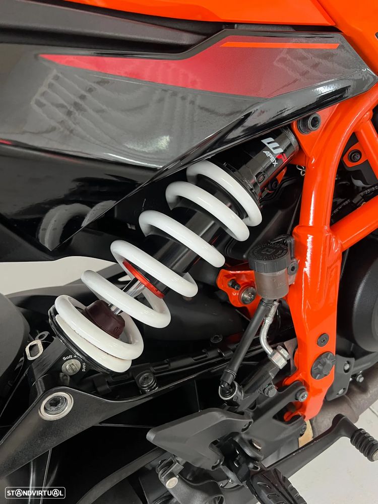 KTM Duke 390 - 15