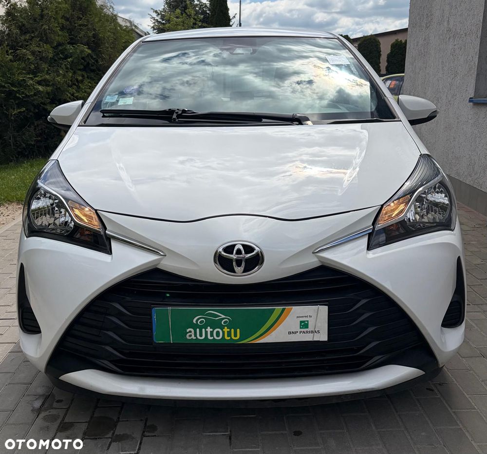 Toyota Yaris - 1