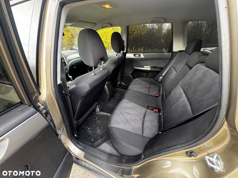 Subaru Forester - 12