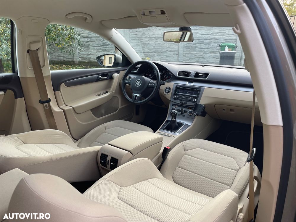 Volkswagen Passat - 7