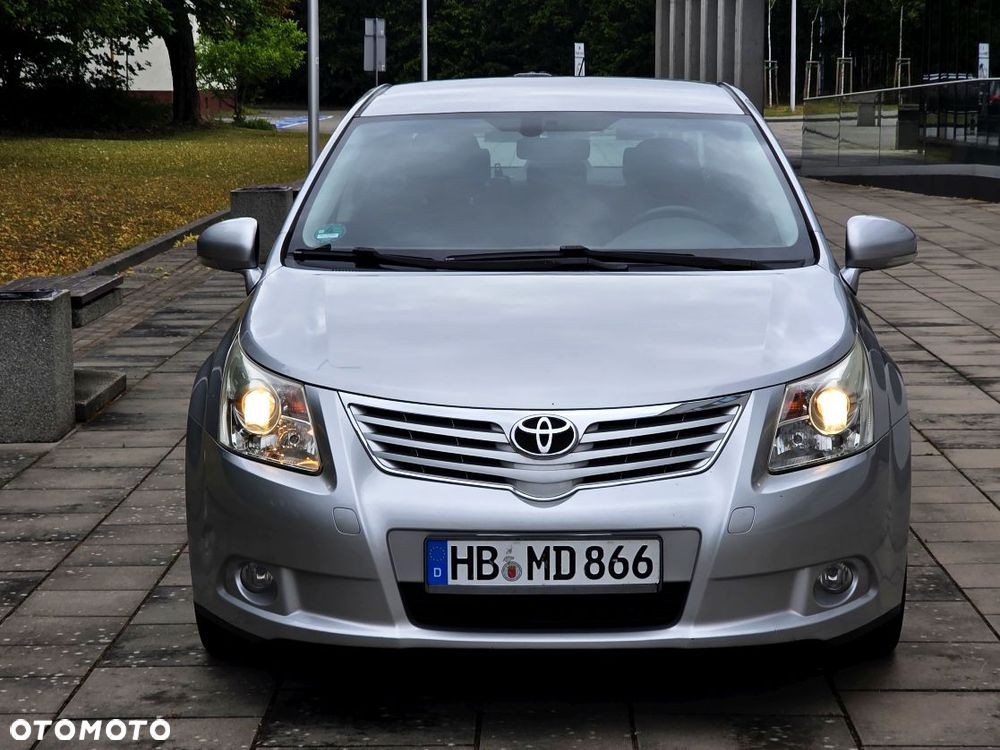 Toyota Avensis 1.8 Sol - 2