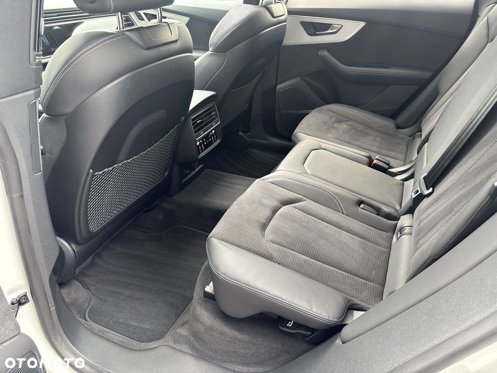 Audi Q8 - 23