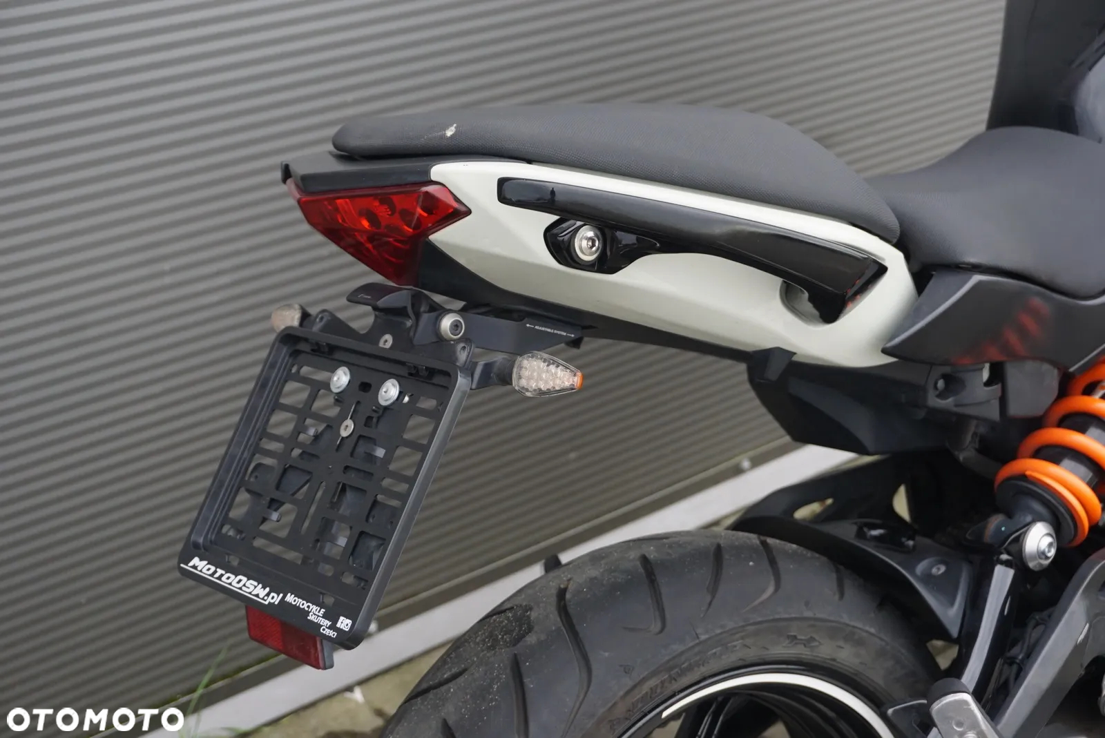 Kawasaki ER - 13