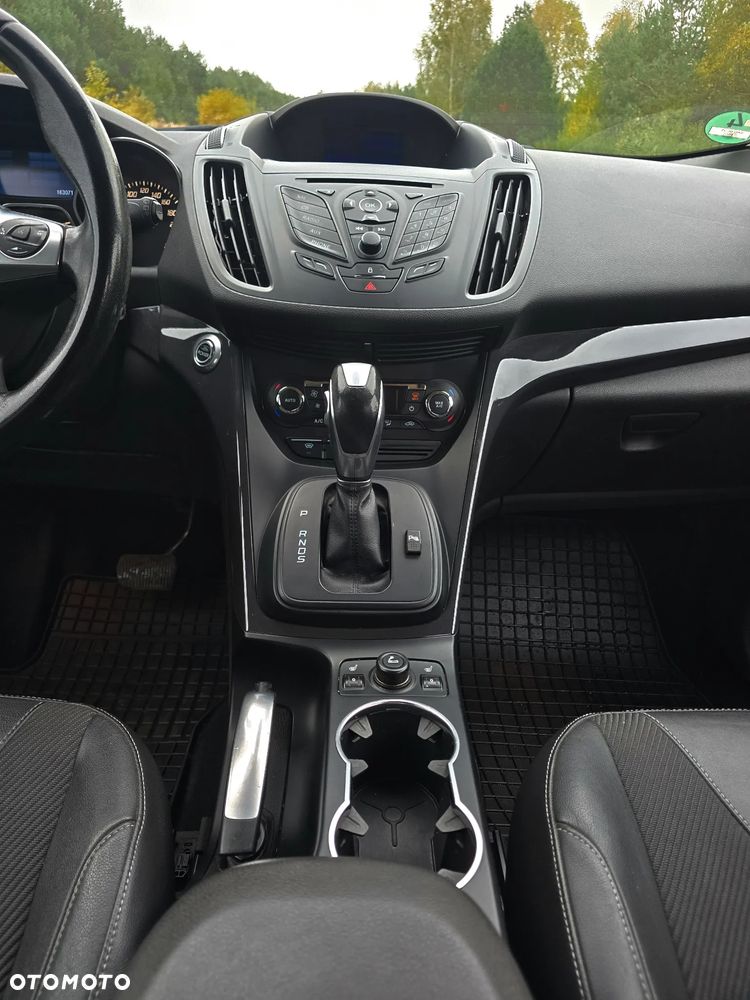 Ford Kuga - 14