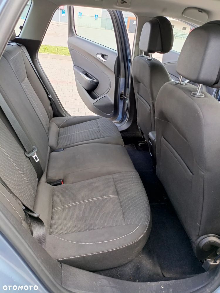 Opel Astra 1.4 Turbo - 13