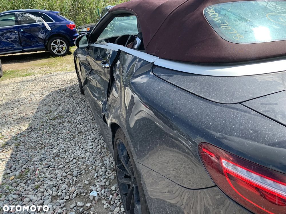 Mercedes-Benz Klasa E AMG 53 4Matic+ AMG Speedshift TCT-9G - 6