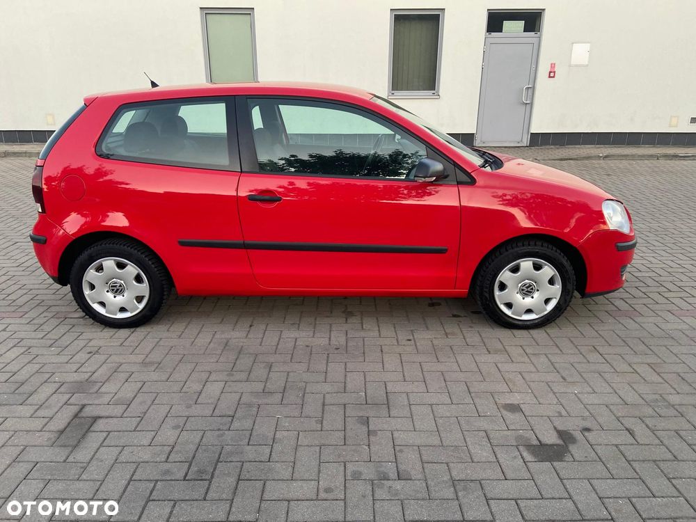 Volkswagen Polo 1.6 Trendline - 4