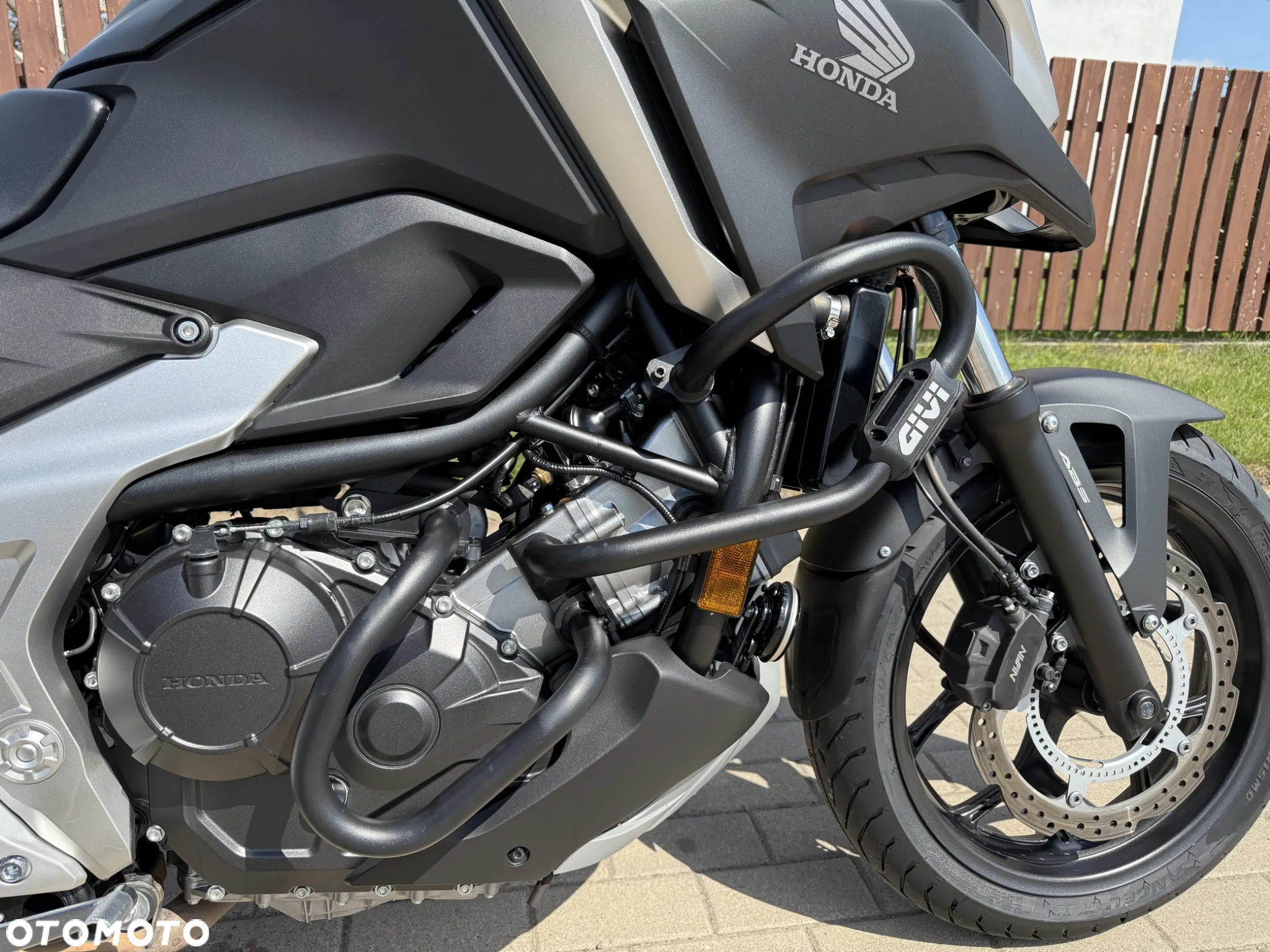 Honda NC - 9