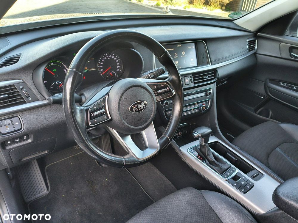 Kia Optima - 18