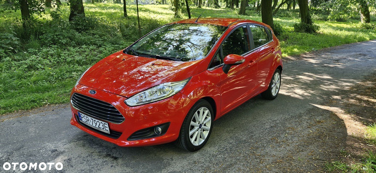 Ford Fiesta 1.0 EcoBoost S&S TITANIUM - 4