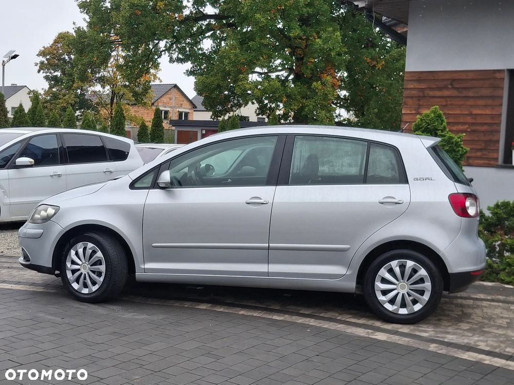 Volkswagen Golf Plus 1.6 FSI Goal - 12
