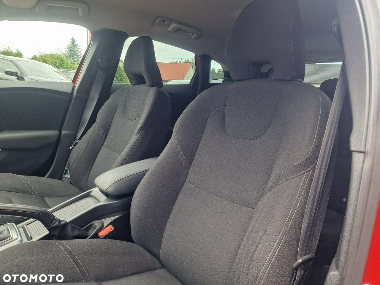 Volvo V40 T2 You - 18