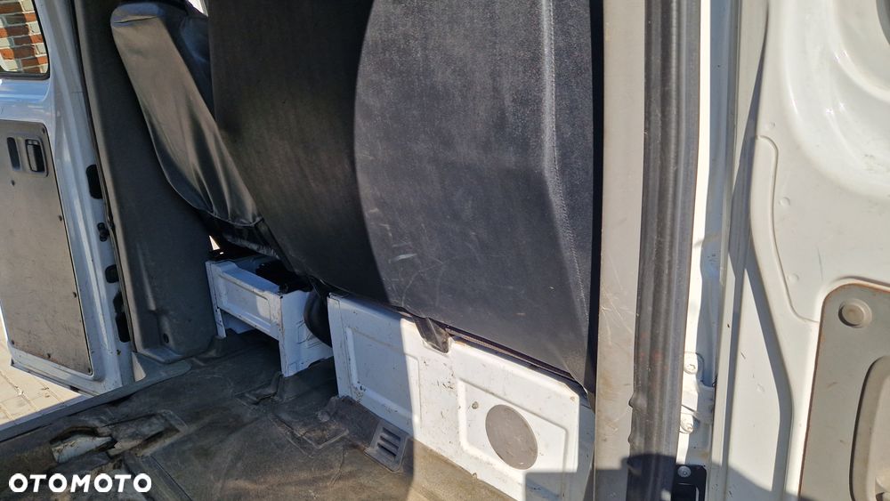Mercedes-Benz Sprinter - 21