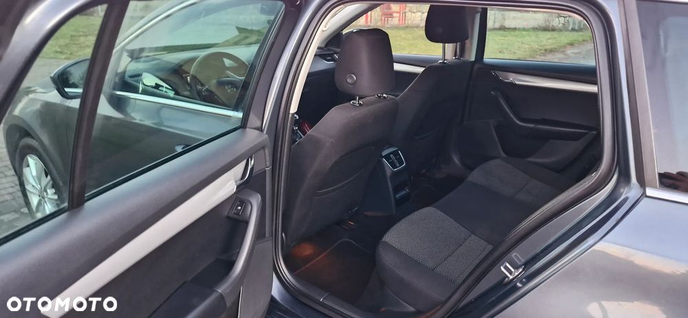 Skoda Octavia 1.4 TSI Green tec Edition - 27