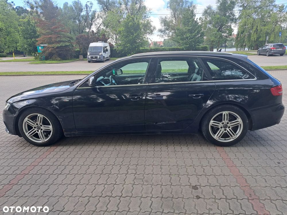 Audi A4 Avant - 11