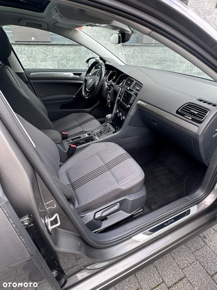 Volkswagen Golf 1.4 TSI BlueMotion Technology DSG Allstar - 12