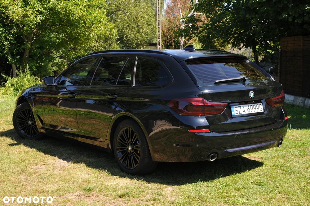 BMW Seria 5 520d xDrive Sport Line - 16
