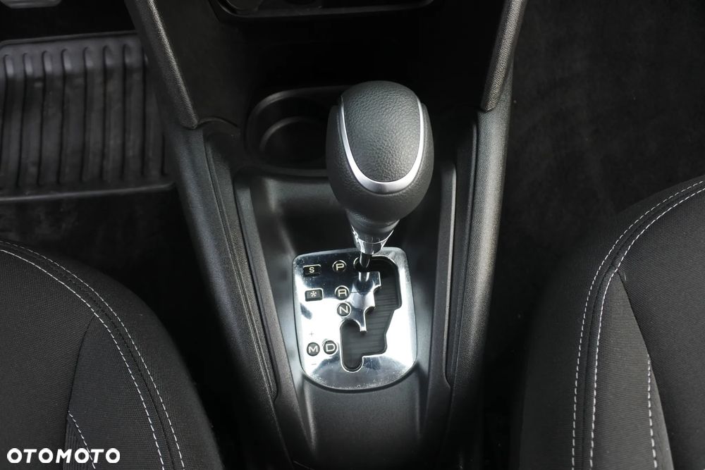 Peugeot 208 PureTech 110 Stop & Start EAT6 Allure - 18