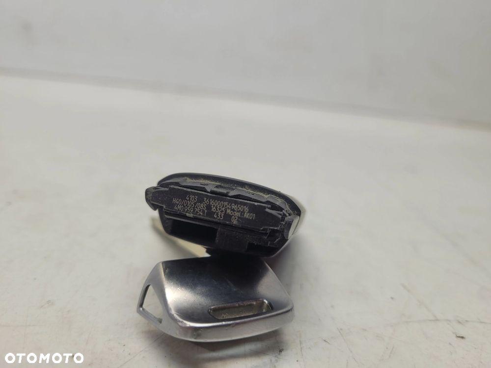 KLUCZYK PILOT KEYLESS AUDI Q5 FY A4 B9 A5 8W Q7 4M 4M0959754T 1/26 - 5