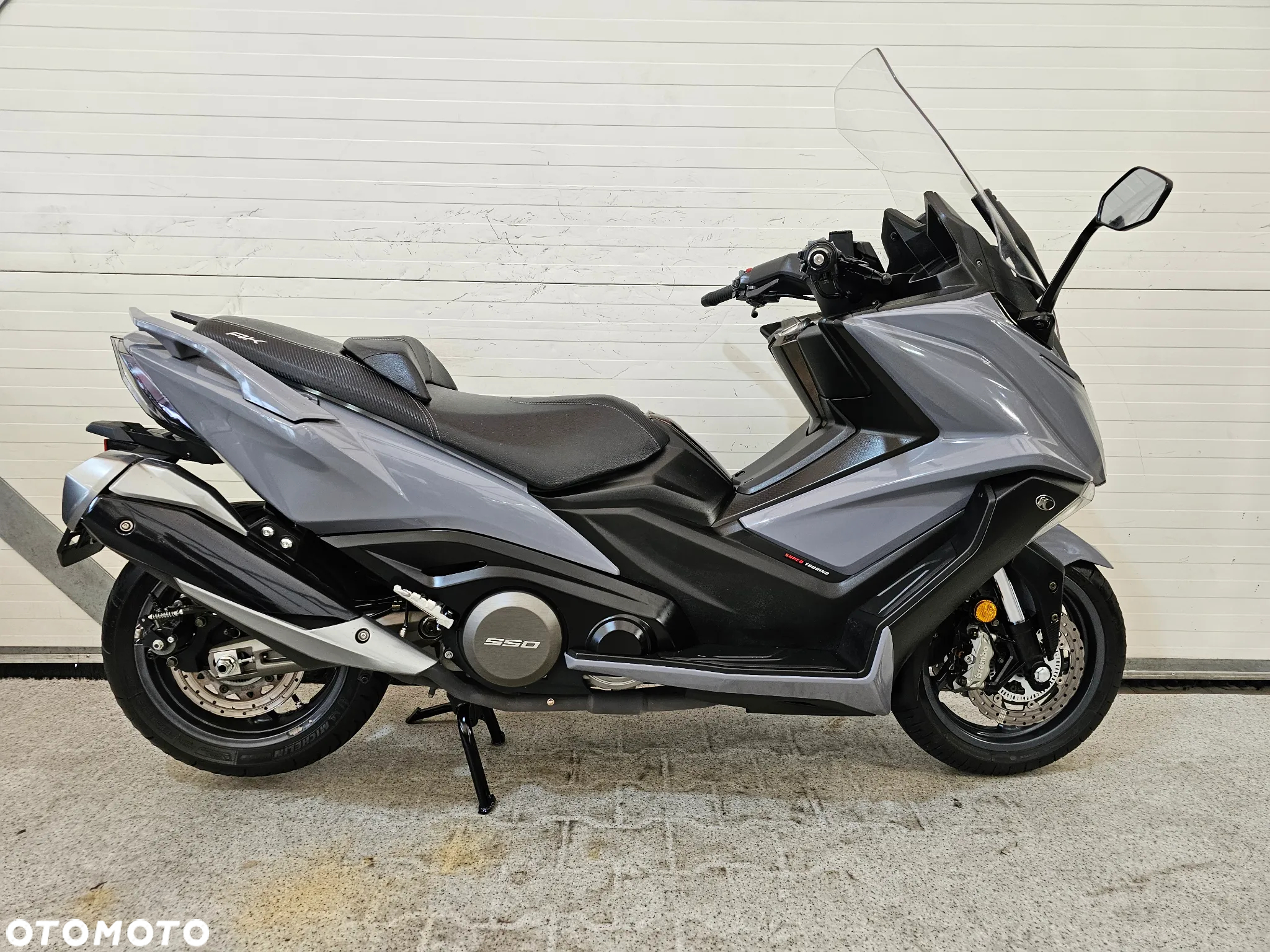 Kymco AK 550 - 24