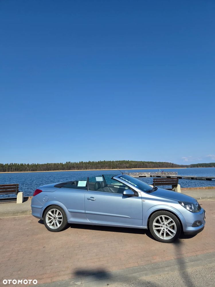 Opel Astra 1.8 Cosmo - 1