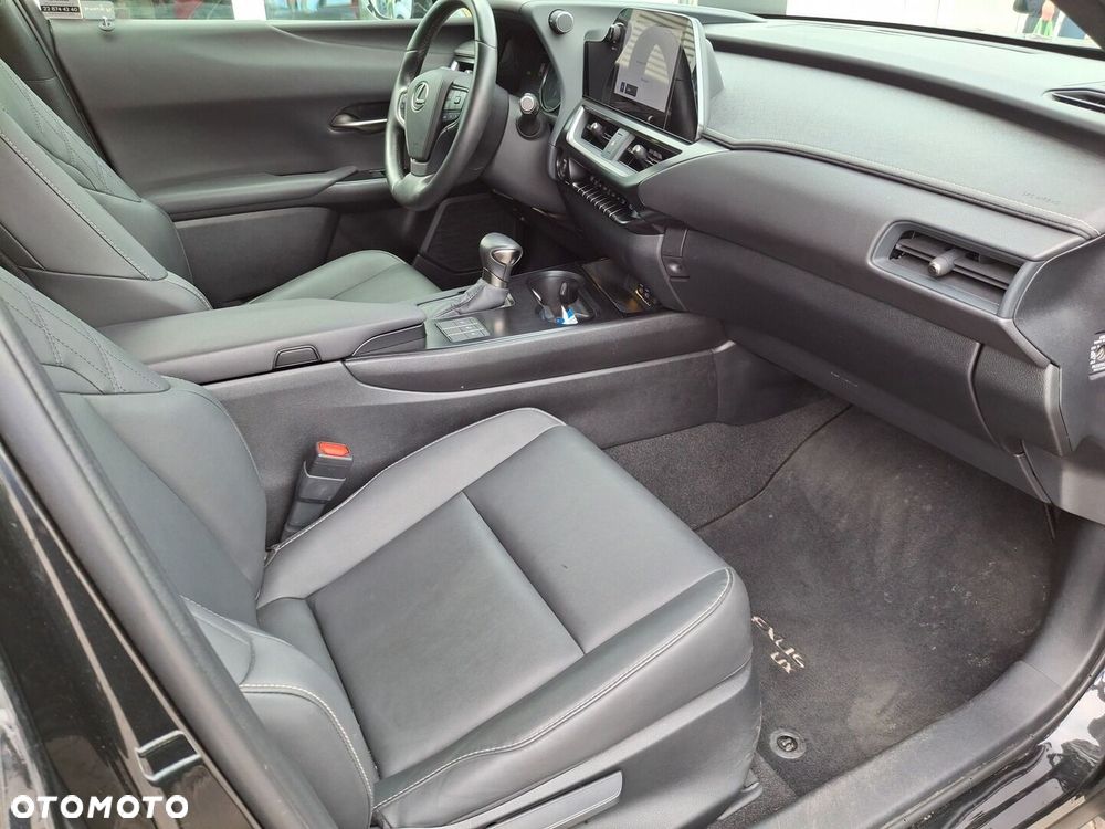 Lexus UX 250h GPF F Sport Design 2WD - 13