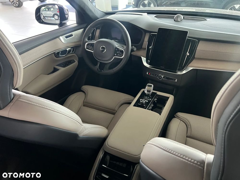 Volvo XC 90 T8 AWD Plug-In Hybrid Core Bright 7os - 5
