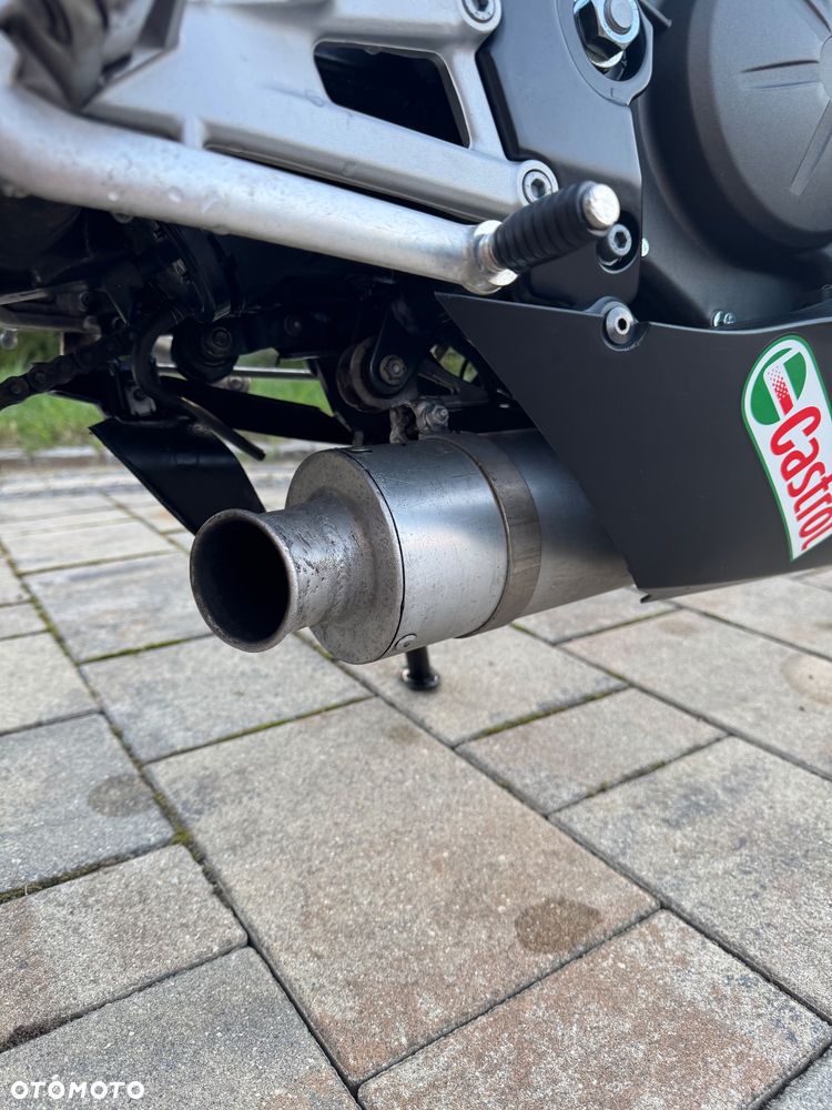 Aprilia RS - 8