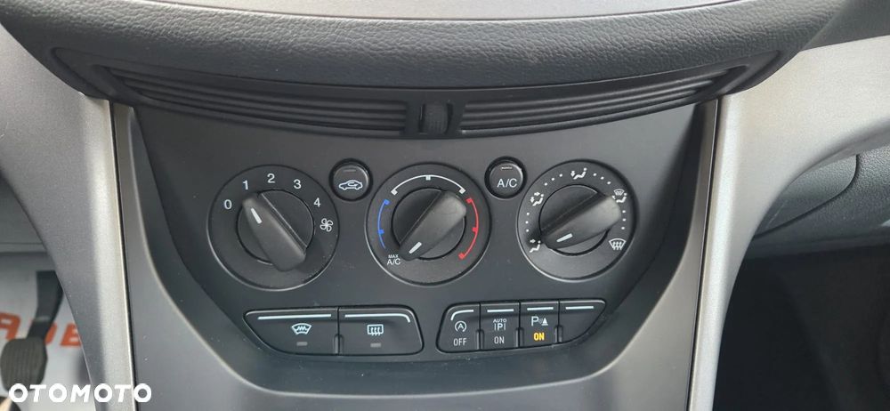 Ford Grand C-MAX - 24